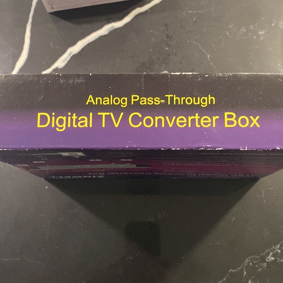 Zinwell Analog Pass-Through Digital Converter Box ZAT-950A - Picture 3 of 4